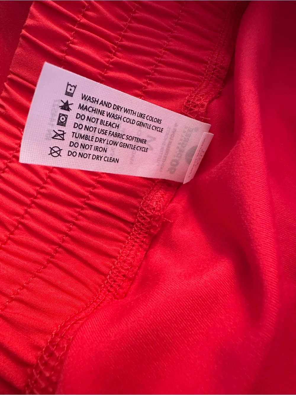 90 DEGREE by REFLEX Lightstreme Love and Flutter Running Shorts Red Size Medium